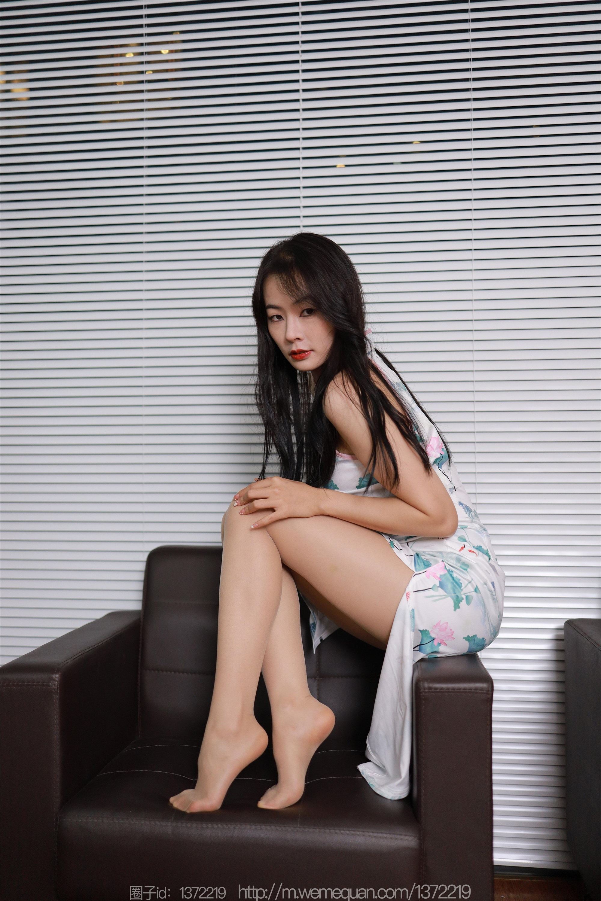 IESS异思趣向  2022.12.26 丝享家 1310 小金《孔雀蓝高跟》